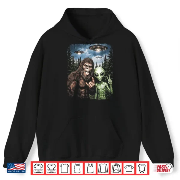 Hoodie Bigfoot Alien Selfie Rock On Peace Sign Funny UFO Sasquatch Shirt