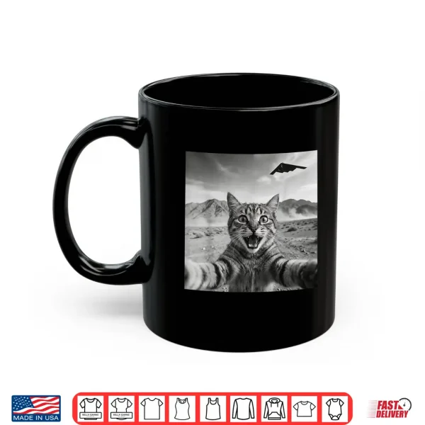 Mug B 2 Bomber Stealth Flyover USA UFO Aircraft Funny Cat Selfie Shirt
