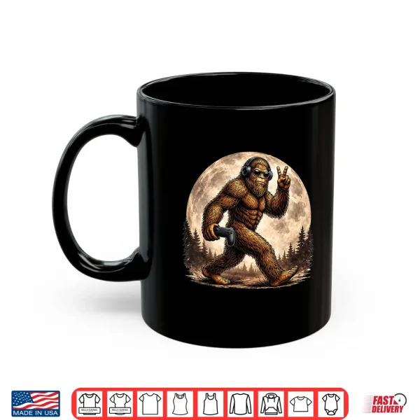 Mug Funny Bigfoot Gamer Sasquatch Moon Shirt