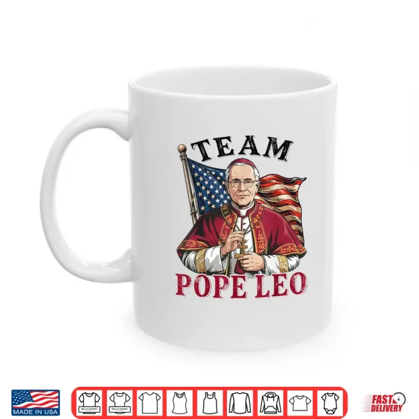 Mug Team Pope Leo XIV Vintage Shirt
