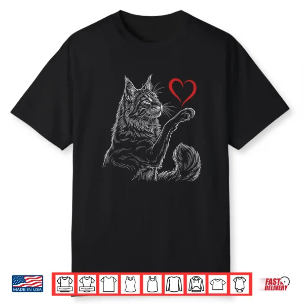 Maine Coon Cat Holding Heart Kitten Lover Design Valentines Shirt