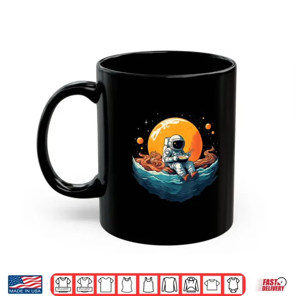 Mug Astronaut Eats Ramen Anime Space Gifts Funny Space Ramen Shirt