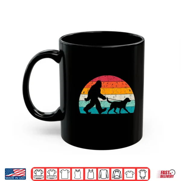 Mug Bigfoot Walking a Dog Funny Labrador Retriever Lovers Dad Men Women Kids Shirt