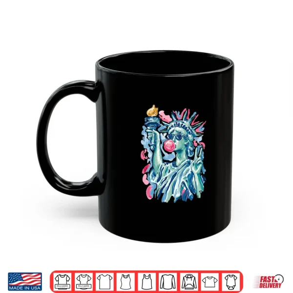 Mug Brushstroke Statue of Liberty Blowing Bubble Gum 4th of July Shirt
