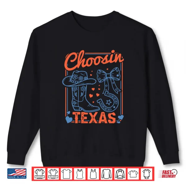 Sweatshirt Choosin Texas Tees for Women Western Cowgirl Boot Bow Comfort Colors Crop Top
