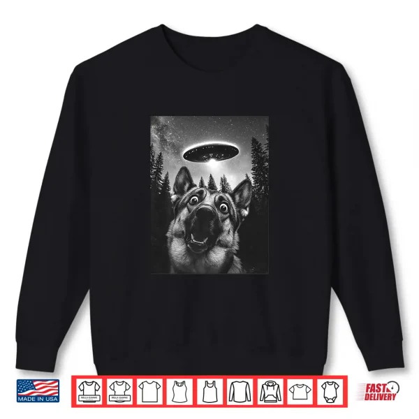 Sweatshirt Surprised German Shepherd Selfie With Alien UFO Dog Shirt